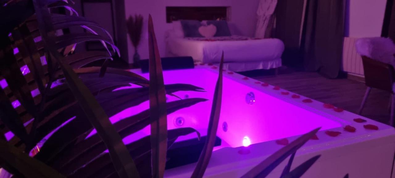 Suite De Charme Avec Jacuzzi Et Jardin Privatif Paris Au Calme Saint-Prix  Ngoại thất bức ảnh