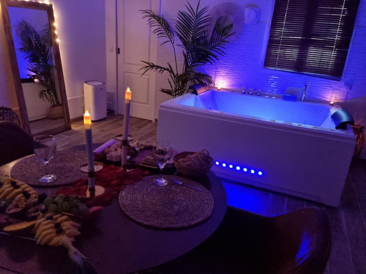 Suite De Charme Avec Jacuzzi Et Jardin Privatif Paris Au Calme Saint-Prix  Ngoại thất bức ảnh