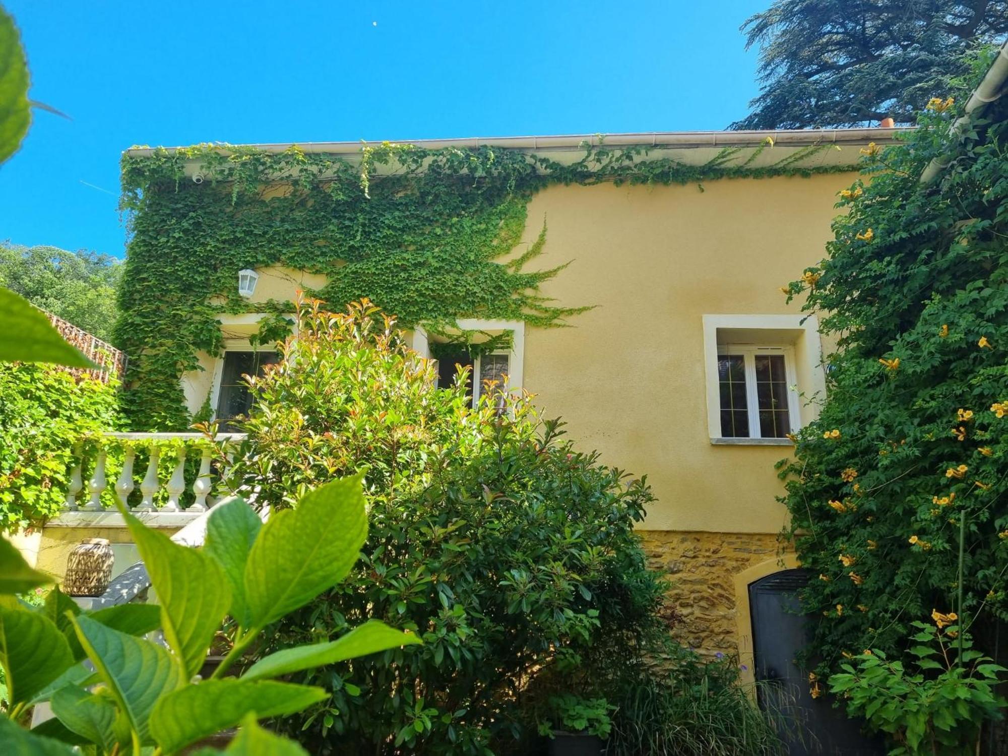 Suite De Charme Avec Jacuzzi Et Jardin Privatif Paris Au Calme Saint-Prix  Ngoại thất bức ảnh