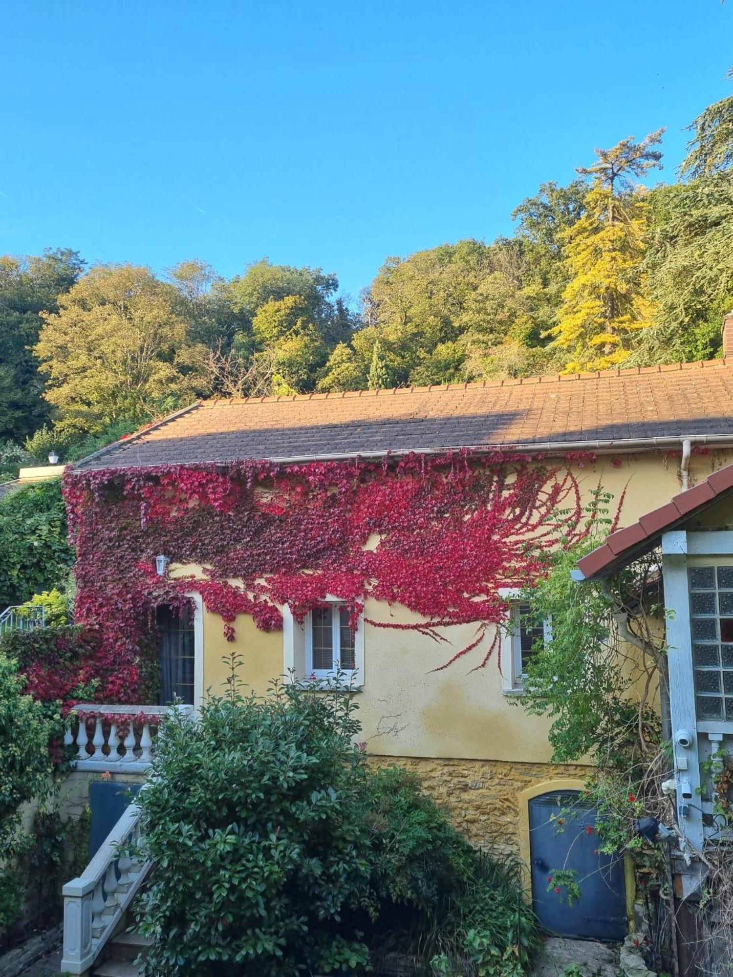 Suite De Charme Avec Jacuzzi Et Jardin Privatif Paris Au Calme Saint-Prix  Ngoại thất bức ảnh