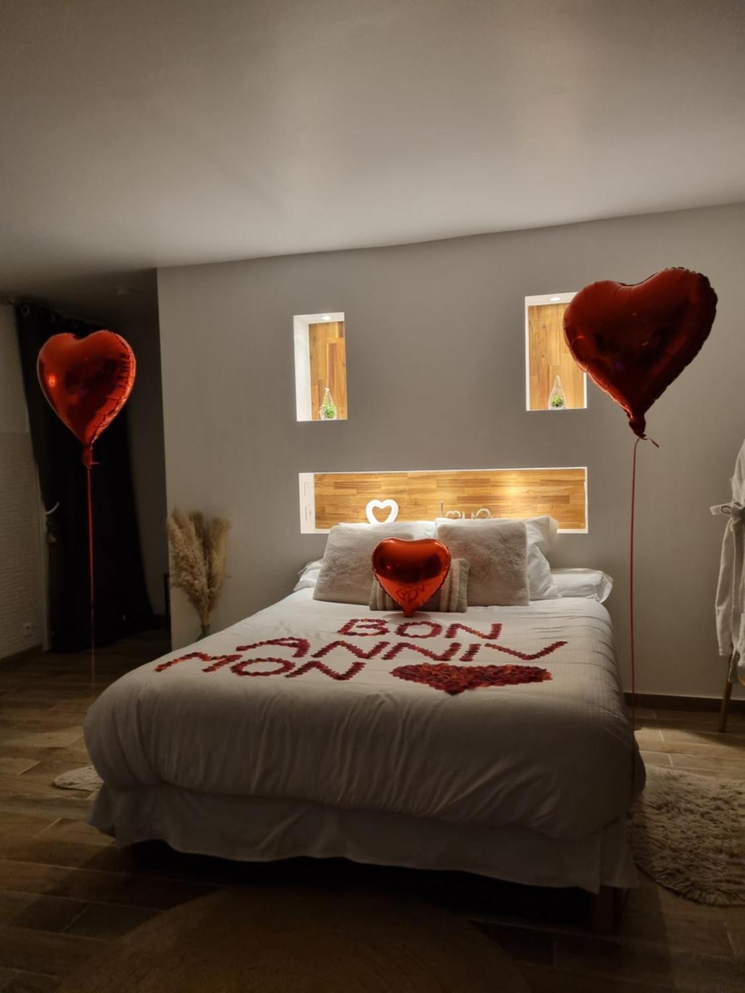 Suite De Charme Avec Jacuzzi Et Jardin Privatif Paris Au Calme Saint-Prix  Ngoại thất bức ảnh